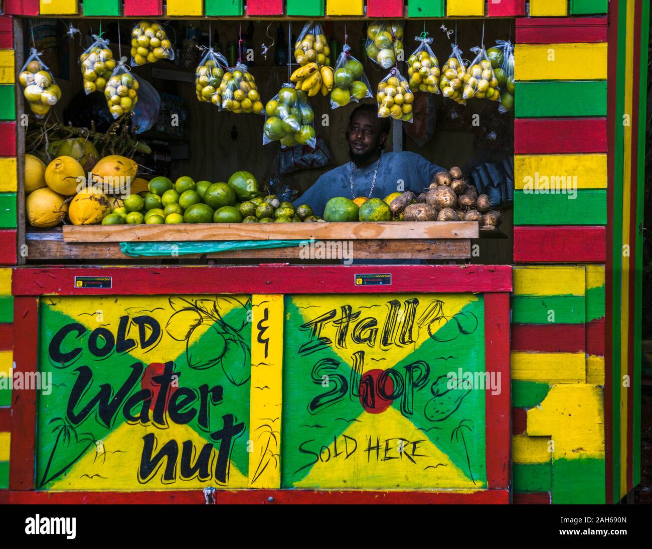 Kiosk mit Wassernuss in Moya, Grenada Stockfoto