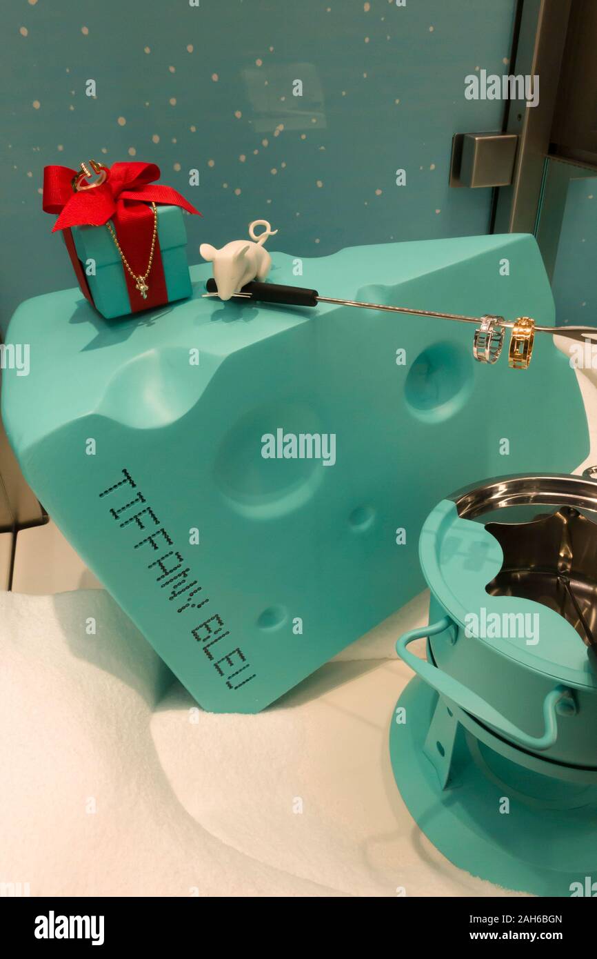 Tiffany & Co Flaggschiff ist ein Luxus Schmuck und Zubehör Store auf der Fifth Avenue, New York City, USA Stockfoto