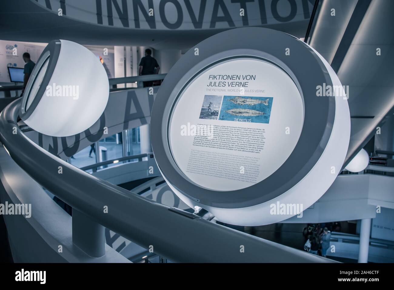 BMW i steht für eine gesunde und zukunftsorientierte Bedeutung der nachhaltigen premium Mobilität: Elektroantrieb, innovativen Material Stockfoto