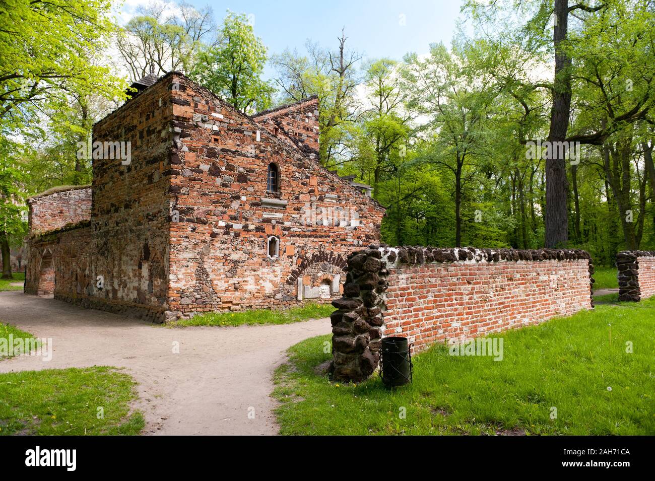 Przybytek Arcykapłana Außenansicht, der Hohepriester Heiligtum Gebäude im romantischen Park in der Nähe von Arkadia Nieborów, Polen, Europa, besuchen. Stockfoto