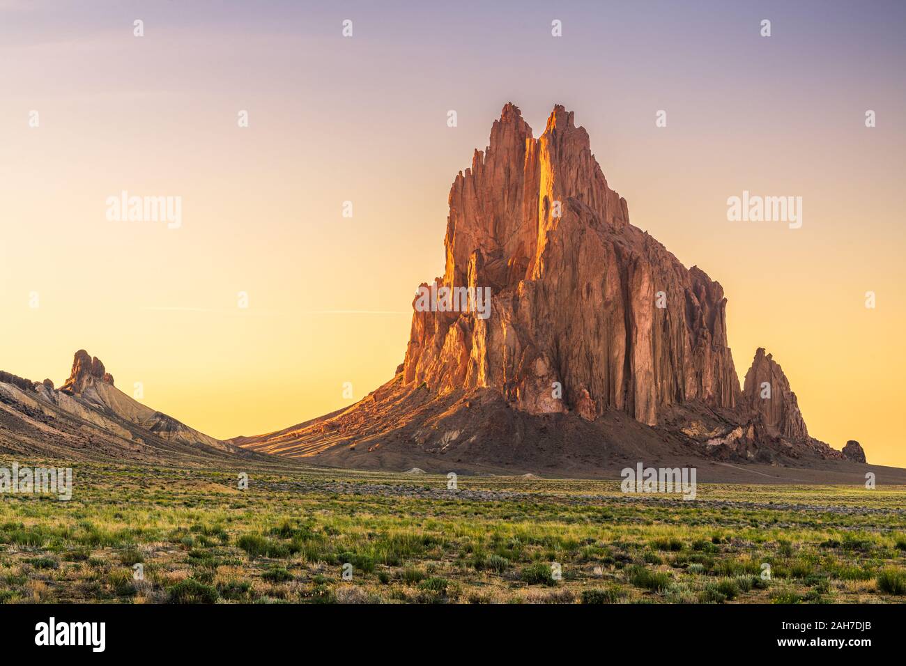 Shiprock, New Mexico, USA an der Shiprock Felsformation. Stockfoto
