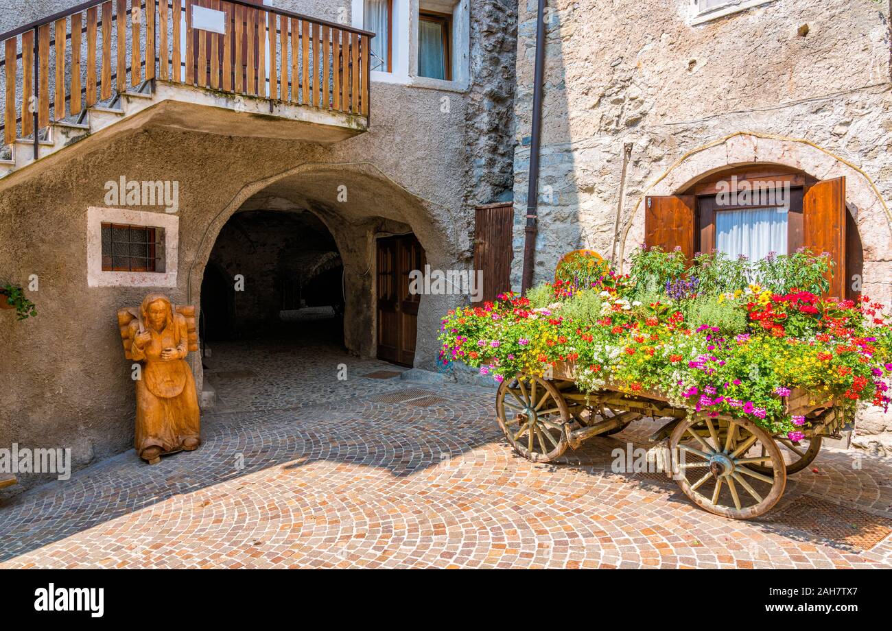 Das malerische Dorf Rango, in der Provinz Trient, Trentino Alto Adige, Italien. Stockfoto