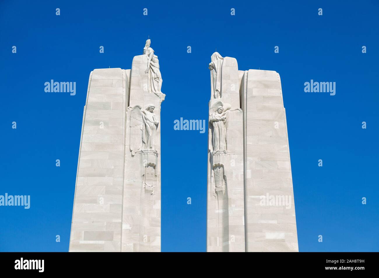 Vimy, Frankreich. 2019/9/14. Canadian National Vimy Memorial (Ersten Weltkrieg Memorial) auf die Vimy Ridge in der Nähe von Arras. Stockfoto