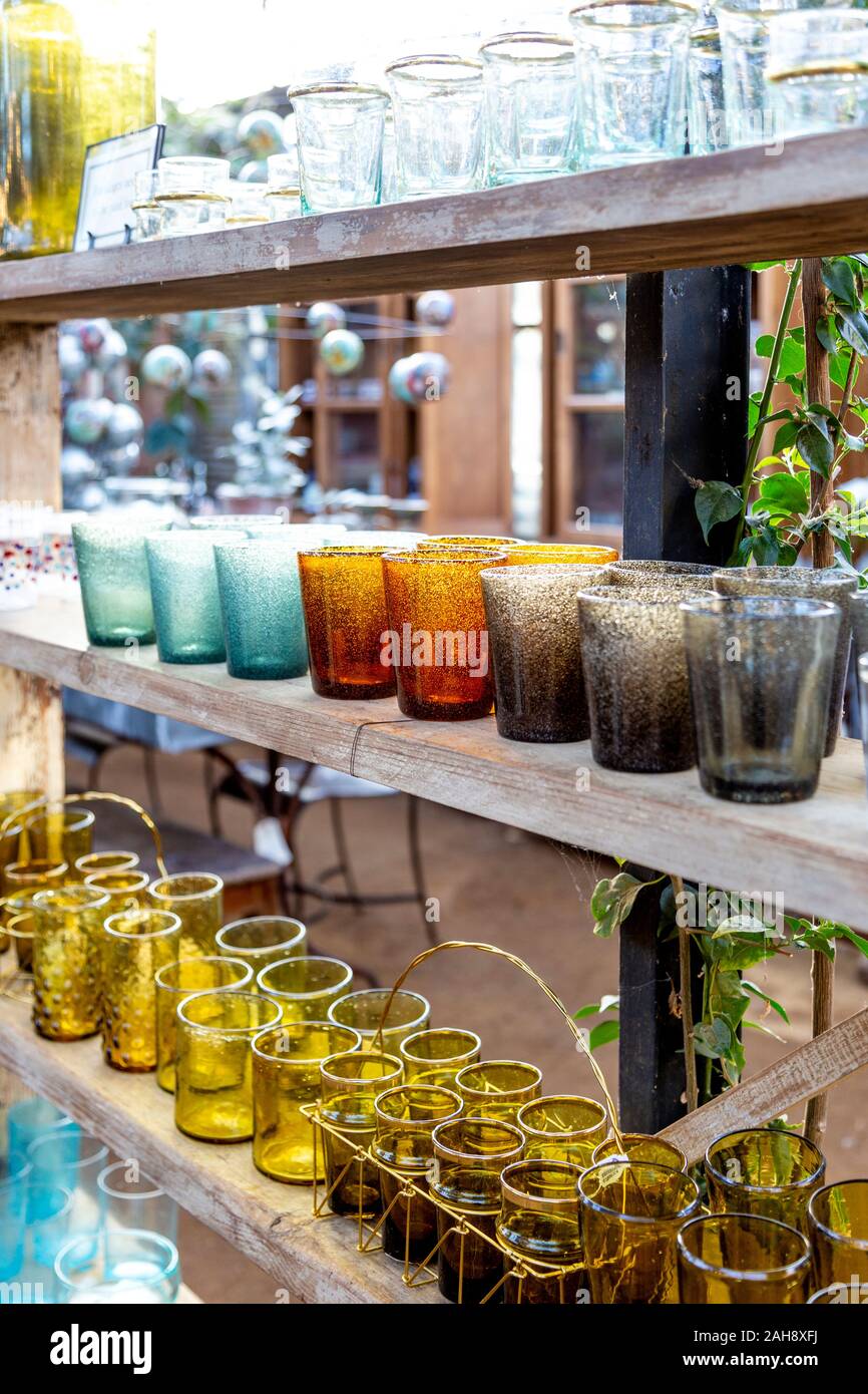 Einrichtungsgeschäft in Petersham Nurseries, Richmond, London, Großbritannien Stockfoto