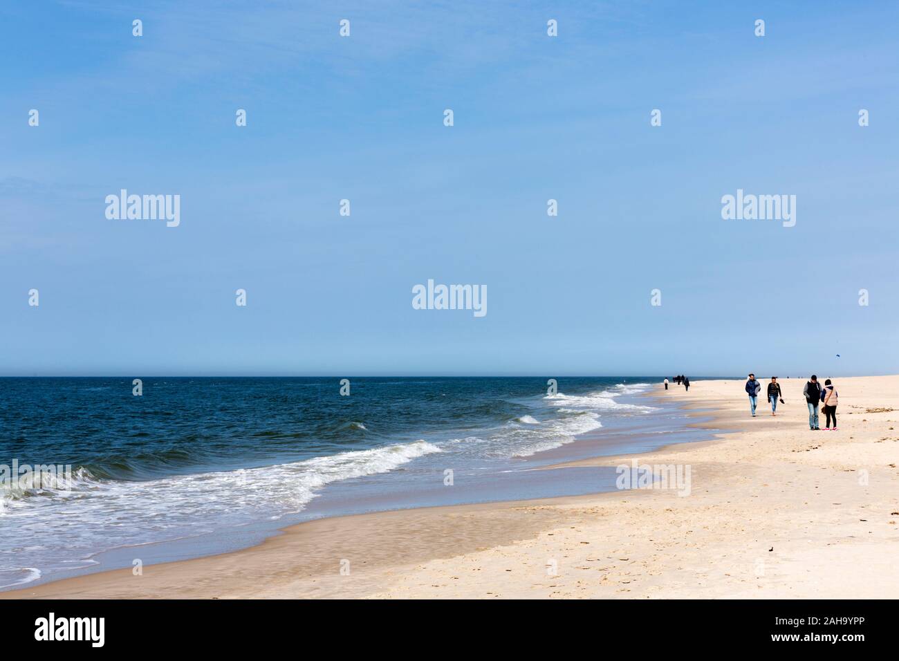 Strand, Meer, Spaziergaenger, Wenningstedt, Sylt Stockfoto