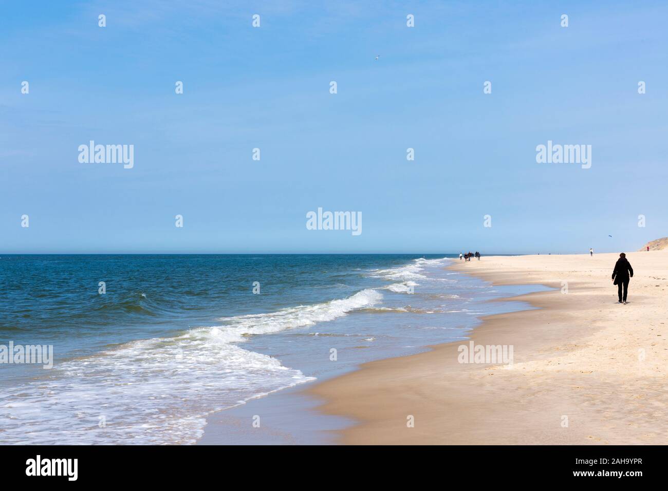 Strand, Meer, Spaziergaenger Wenningstedt, Sylt Stockfoto