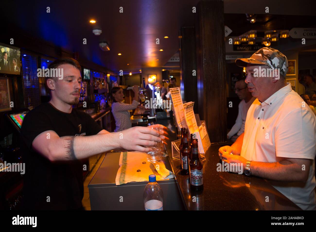 13.07.2019, Belfast, Nordirland, Großbritannien - Irish Pub im Zentrum der Stadt, nur Katholiken dort gehen. Nur Katholiken häufiger diese Kneipe. 00 A 190 Stockfoto