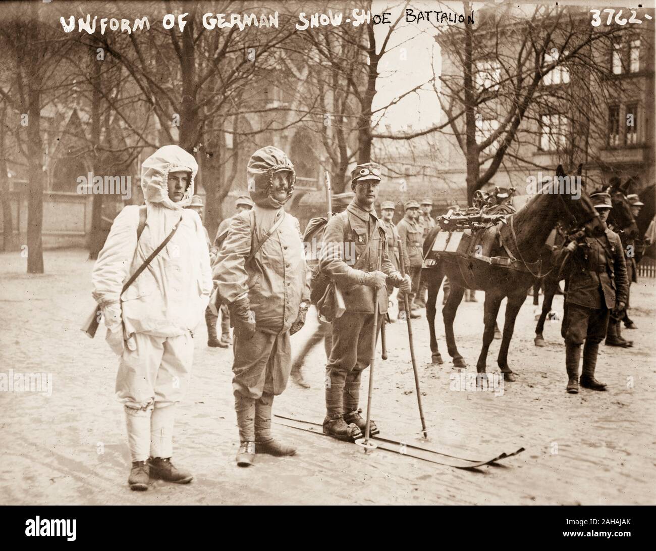 Weltkrieg (WWI oder WK1), auch als der Erste Weltkrieg, der Große Krieg ...