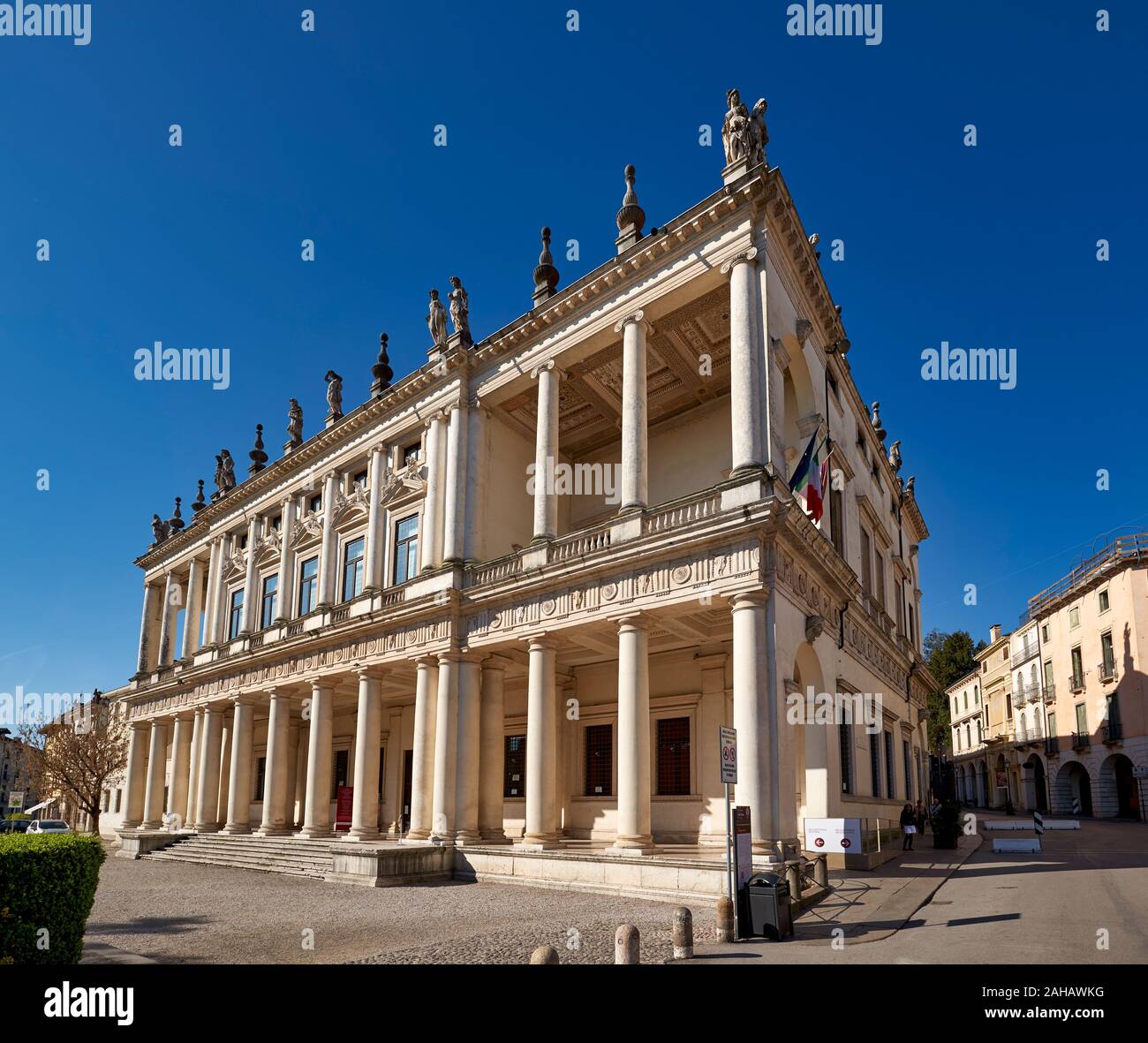 Vicenza, Venetien, Italien. Der Palazzo Chiericati ist ein Renaissanceschloss in Vicenza (Norditalien), entworfen von Andrea Palladio. Stockfoto
