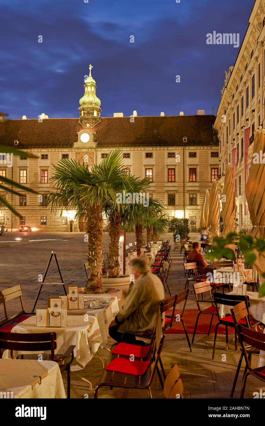 Ein Café von der Hofburg. Wien Österreich Stockfoto