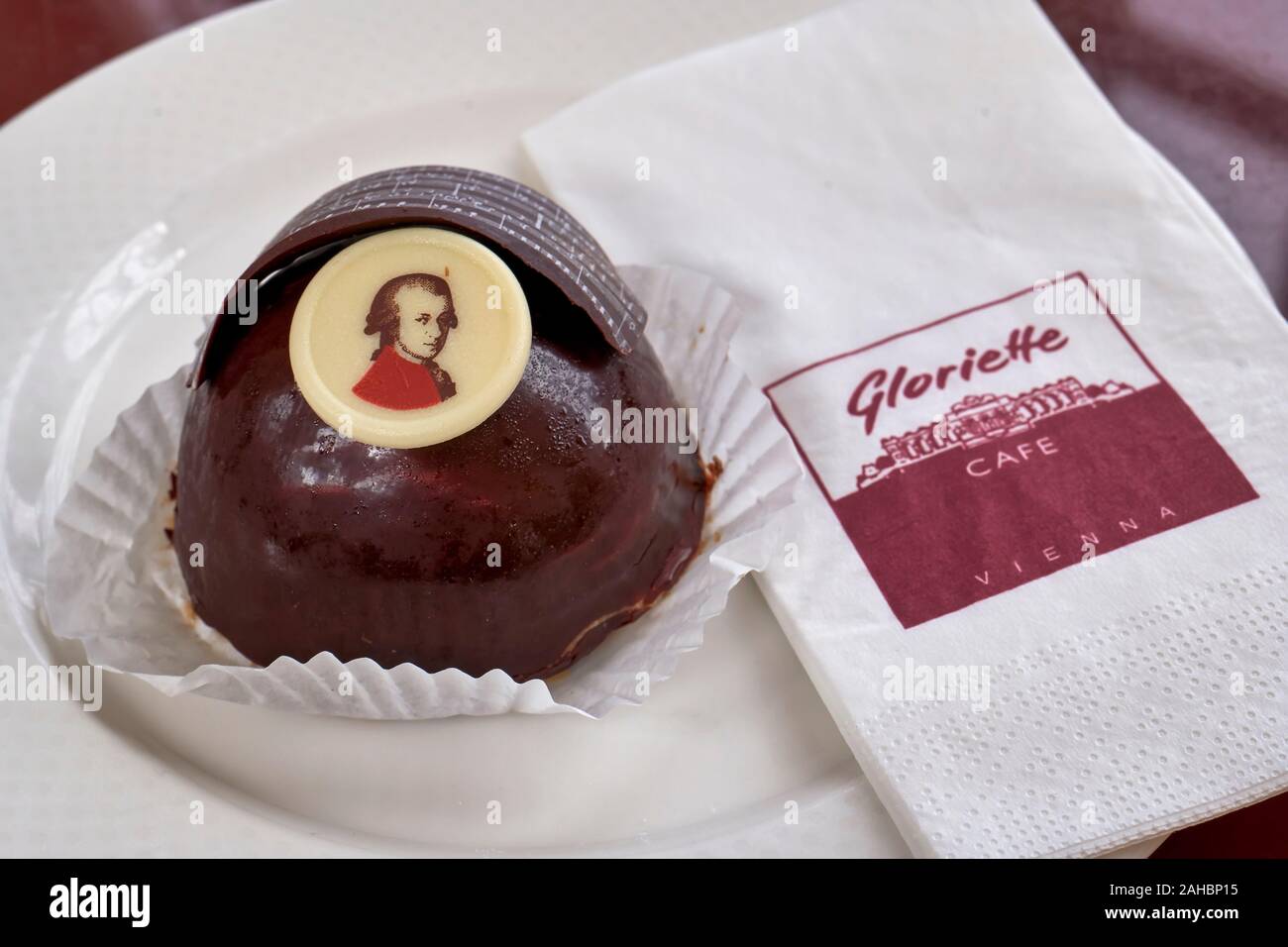 Schloss Schönbrunn. Wien Österreich. Das Café in der Gloriette. Mozart Süße Stockfoto