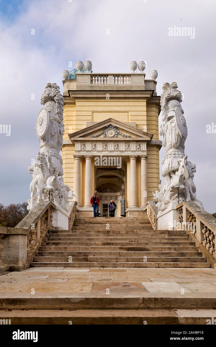 Schloss Schönbrunn. Wien Österreich. Die Gloriette Stockfoto