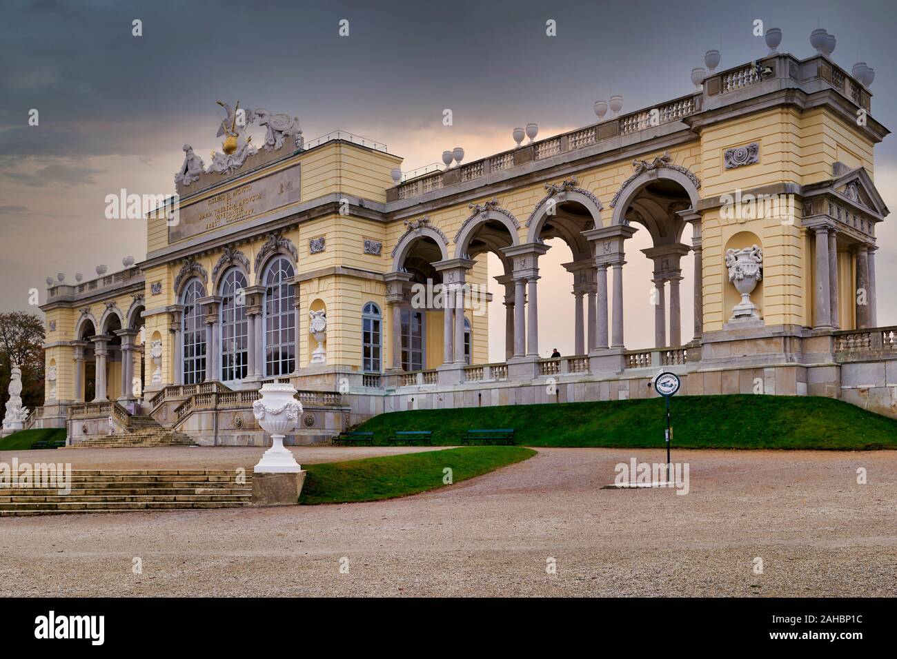 Schloss Schönbrunn. Wien Österreich. Die Gloriette Stockfoto