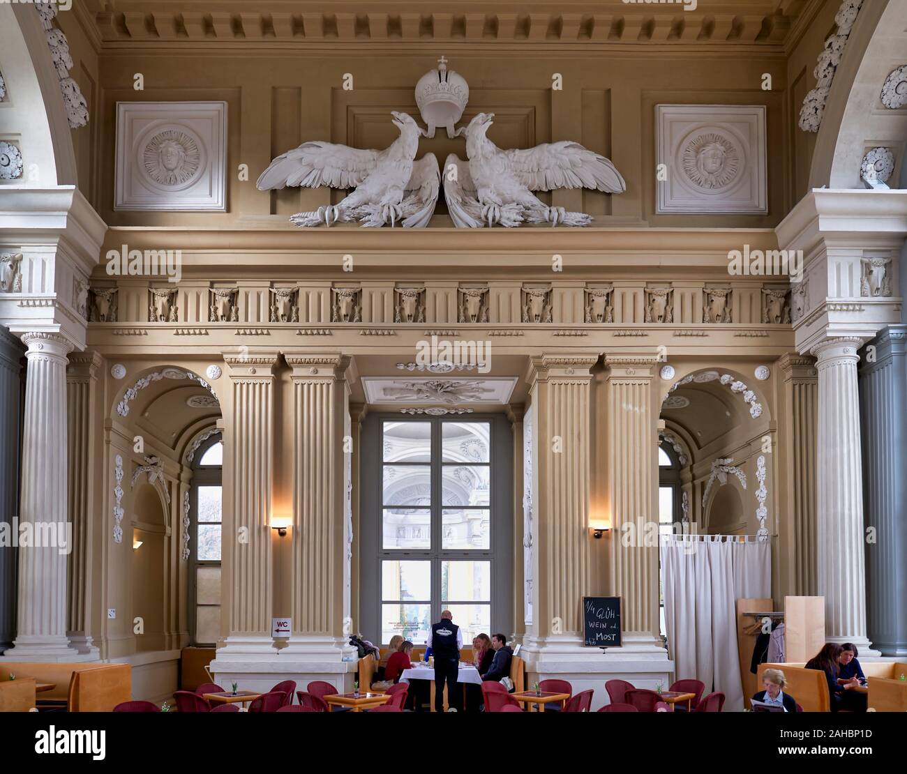 Schloss Schönbrunn. Wien Österreich. Das Café im Inneren Gloriette Stockfoto