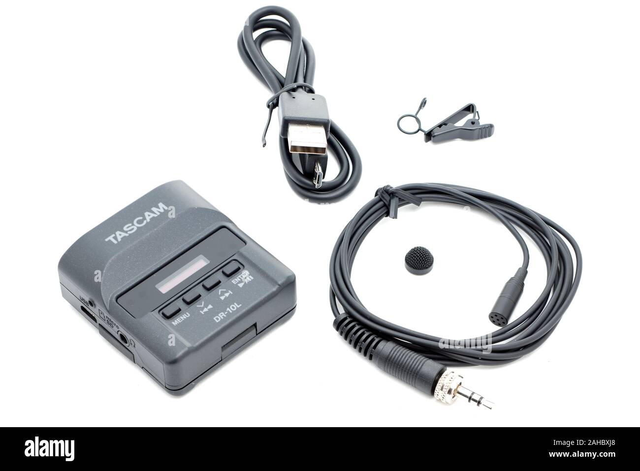 Tascam DR-10L/LW digitaler Audiorekorder mit Lavalier-Mikrofon Stockfoto