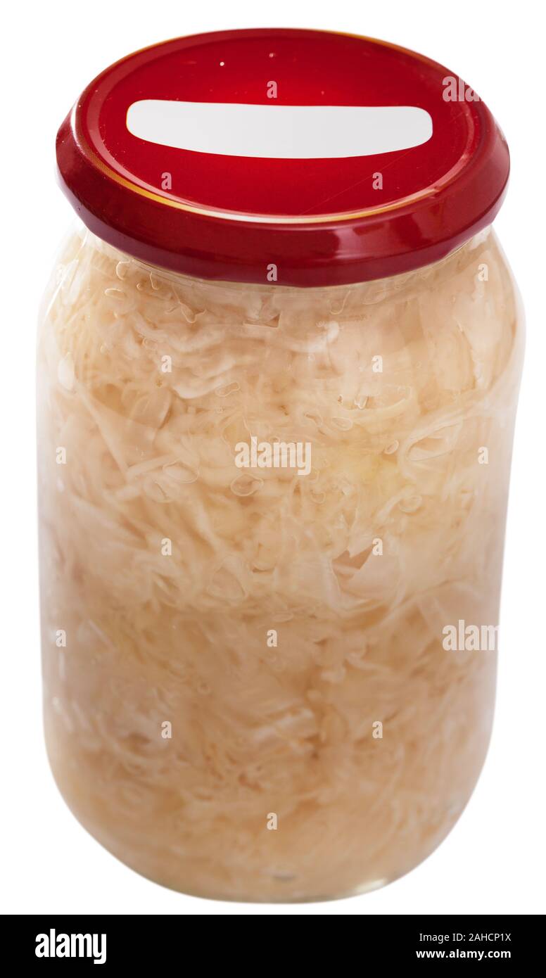 Glas Glas hausgemachten Sauerkraut, natürlichen probiotic. Auf weissem Hintergrund Stockfoto