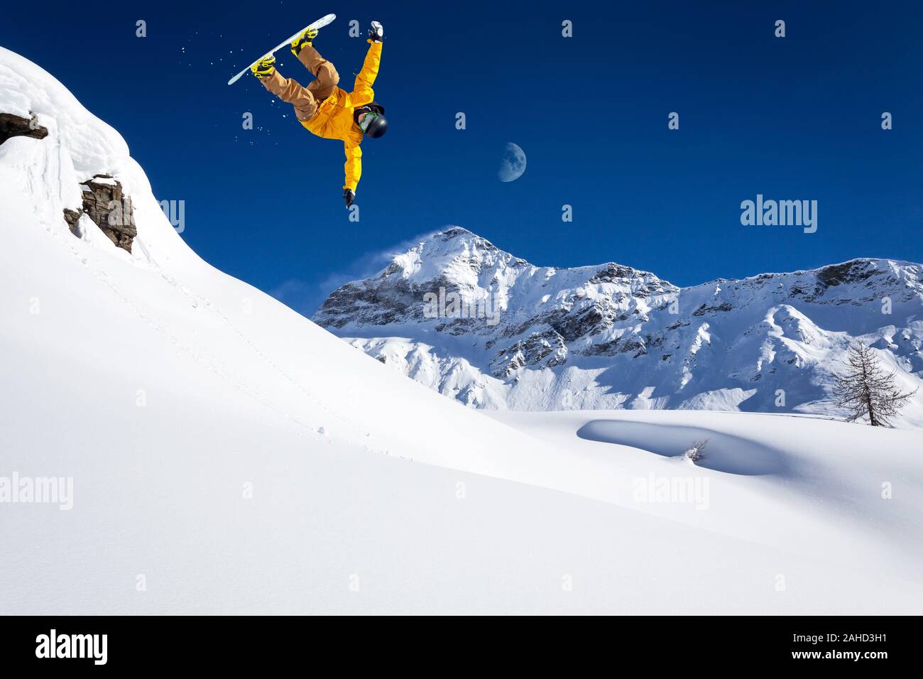 Winterurlaub im Schnee Stockfoto