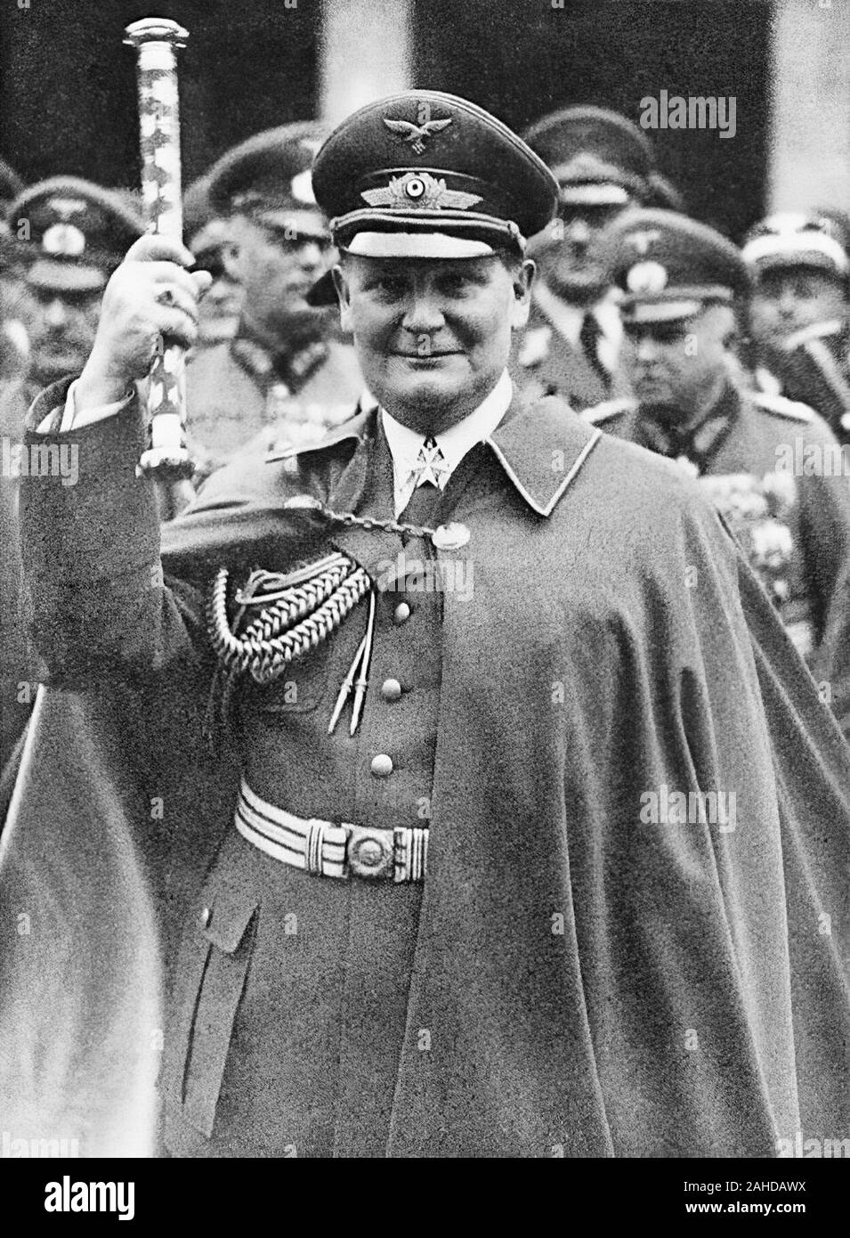 Hermann Göring (1893-1946), das Halten Seines Fieldmarshall Baton an der Luftwaffe Day Parade. März 1, 1938 Stockfoto