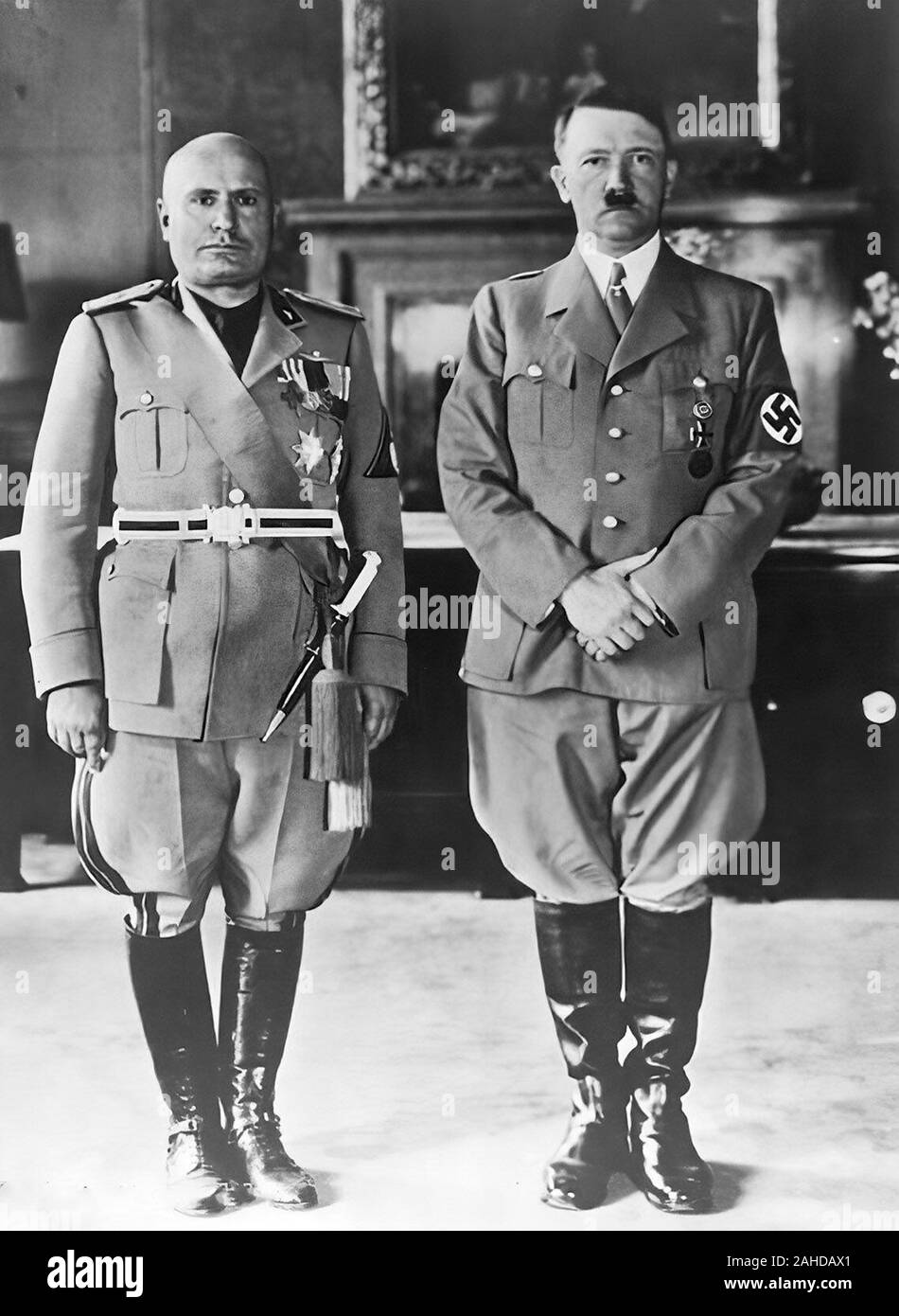 Adolf Hitler und Benito Mussolini der Pakt von Stahl (Deutsch: Stahlpakt; Italienisch: Patto d'Acciaio), bekannt als der Pakt der Freundschaft und Bündnis zwischen Deutschland und Italien wurde ein Abkommen zwischen das faschistische Italien und das nationalsozialistische Deutschland am 22. Mai 1939 unterzeichnet wurde, Stockfoto