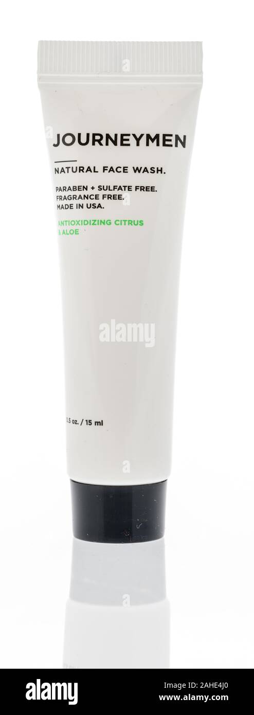 Winneconne, WI - 29. September 2019: ein Paket von Gesellen Gesicht waschen in einem isolierten Hintergrund Stockfoto