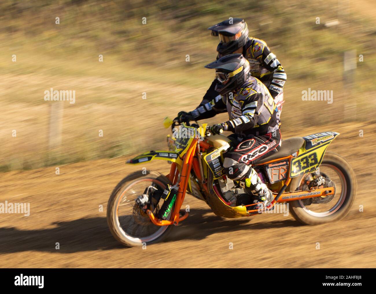 Oktober 24, 2019 Ukraine Irpen: World Motocross Championship auf Motorrädern mit einem Kinderwagen Stockfoto