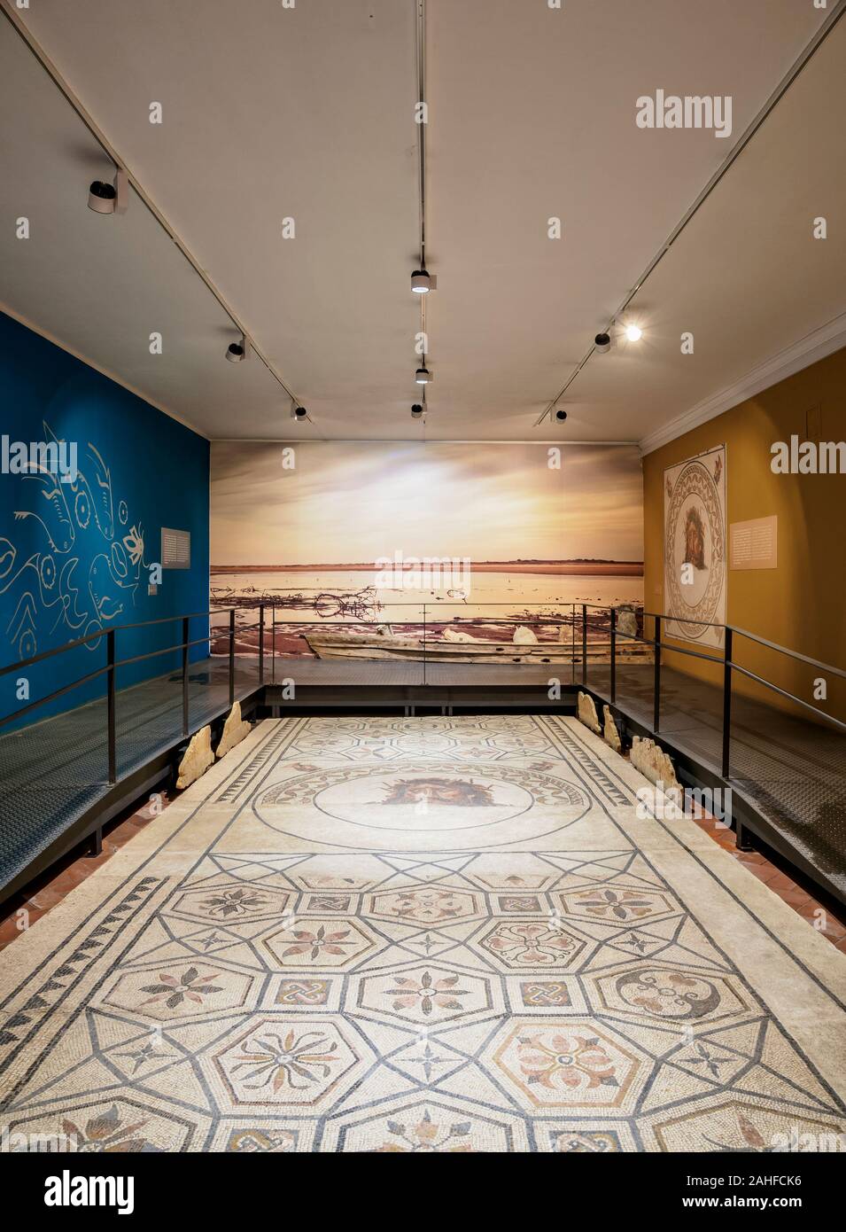 Städtisches Museum im Kloster Nossa Senhora da Assuncao, Interieur, Faro, Algarve, Portugal Stockfoto