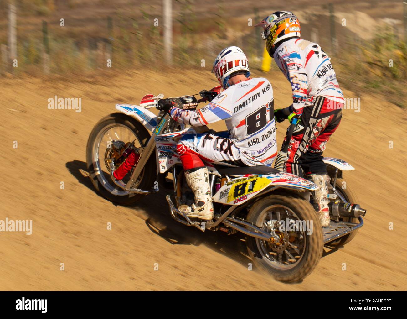 Oktober 24, 2019 Ukraine Irpen: World Motocross Championship auf Motorrädern mit einem Kinderwagen Stockfoto