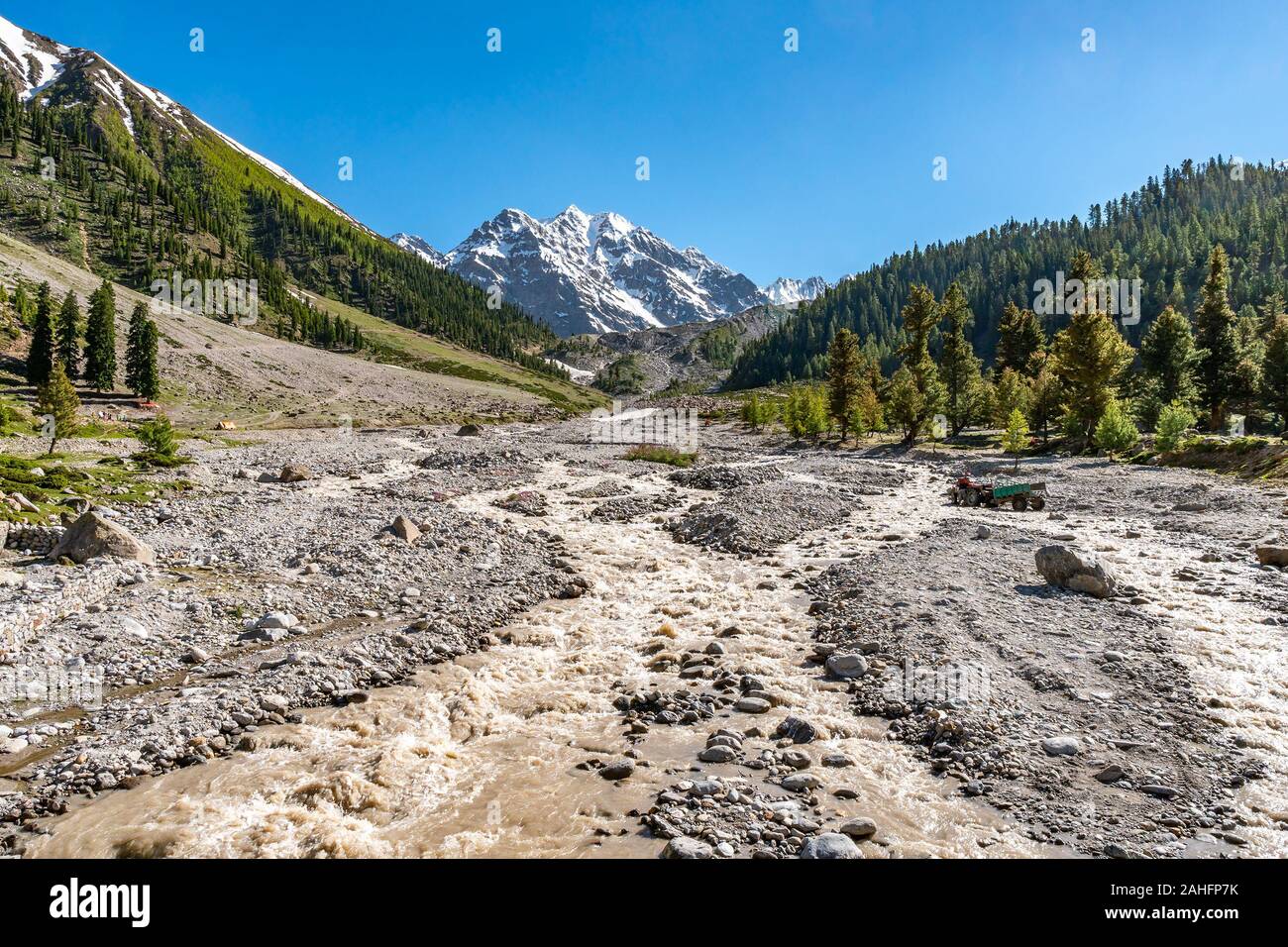 Astore Rama Wiesen malerischen atemberaubenden Blick auf die Landschaft auf einem sonnigen blauen Himmel Tag Stockfoto