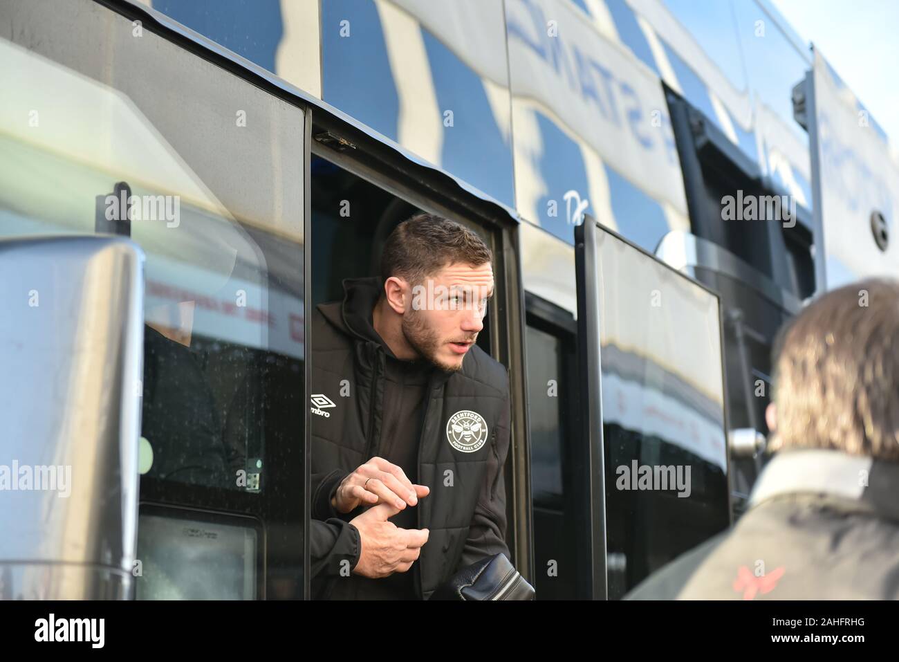 London, Großbritannien. 29 Dez, 2019. Henrik Dalsgaard von Brendford bei der Ankunft im Stadion während der Himmel Wette Championship Match zwischen Millwall und Brentford an der Höhle, London am Sonntag, den 29. Dezember 2019. (Credit: Ivan Jordanov | MI Nachrichten) Credit: MI Nachrichten & Sport/Alamy leben Nachrichten Stockfoto