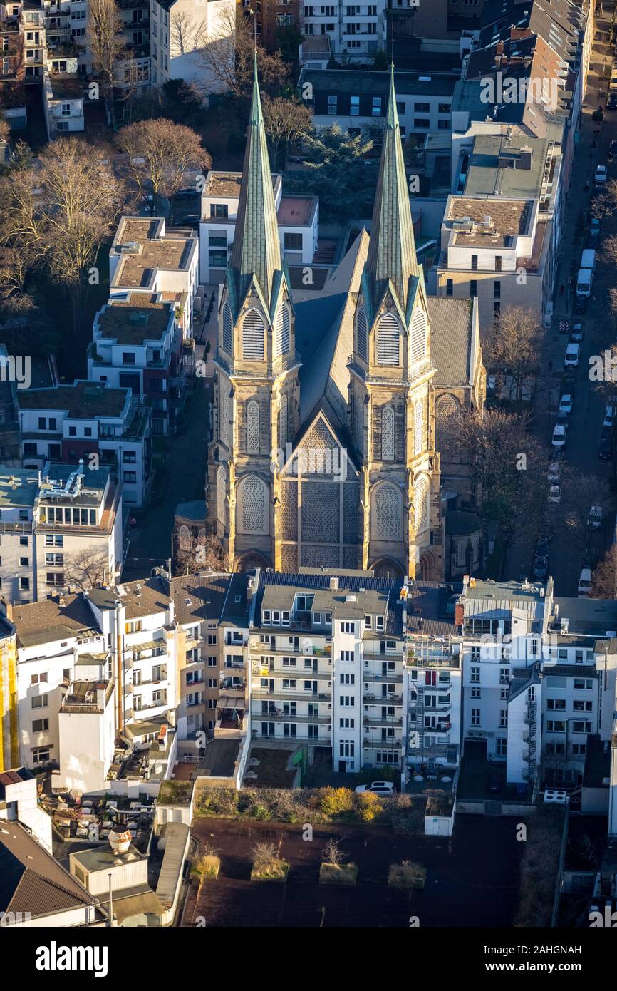 Luftbild, Kirche St. Maria Empfängnis, Düsseldorf, Rheinland, Nordrhein-Westfalen, Deutschland, DE, Europa, religiöse Gemeinschaft, Kirche, Gemeinde, Stockfoto