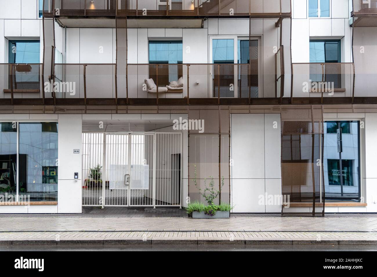 Oslo, Norwegen - 11 August 2019: Moderne und luxuriöse Wohnhäuser im Barcode. Stockfoto