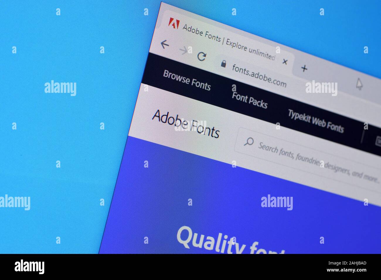 NY, USA - Dezember 16, 2019: Webseite von Adobe Fonts Produkt auf der offiziellen Webseite auf dem Display des PC Stockfoto