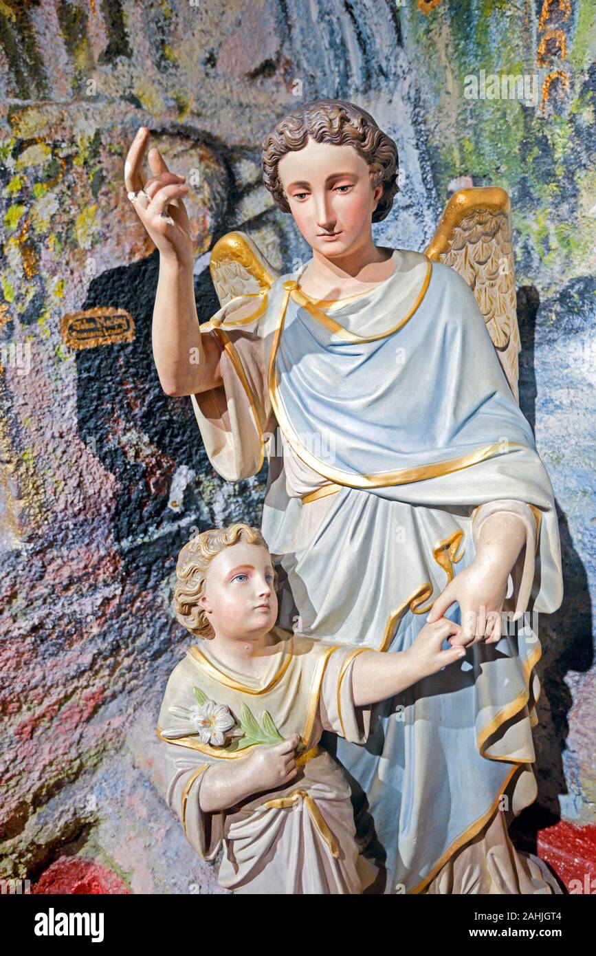 Porzellan Statue des Jesuskindes und Engel. Saint Marys in die Berge, Museum, Virginia City, Nevada Stockfoto