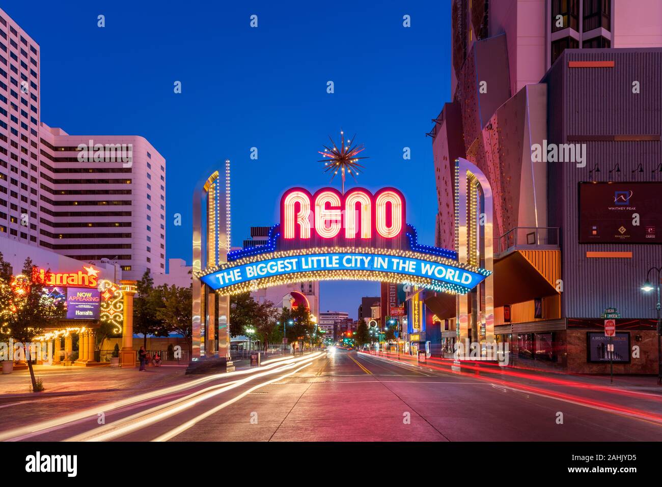 Reno Arch Willkommen Anmelden Reno, Nevada, USA. Reno ist die zweitgrößte Stadt in Nevada und berühmt für seine Kasinos und Unterhaltung. Stockfoto