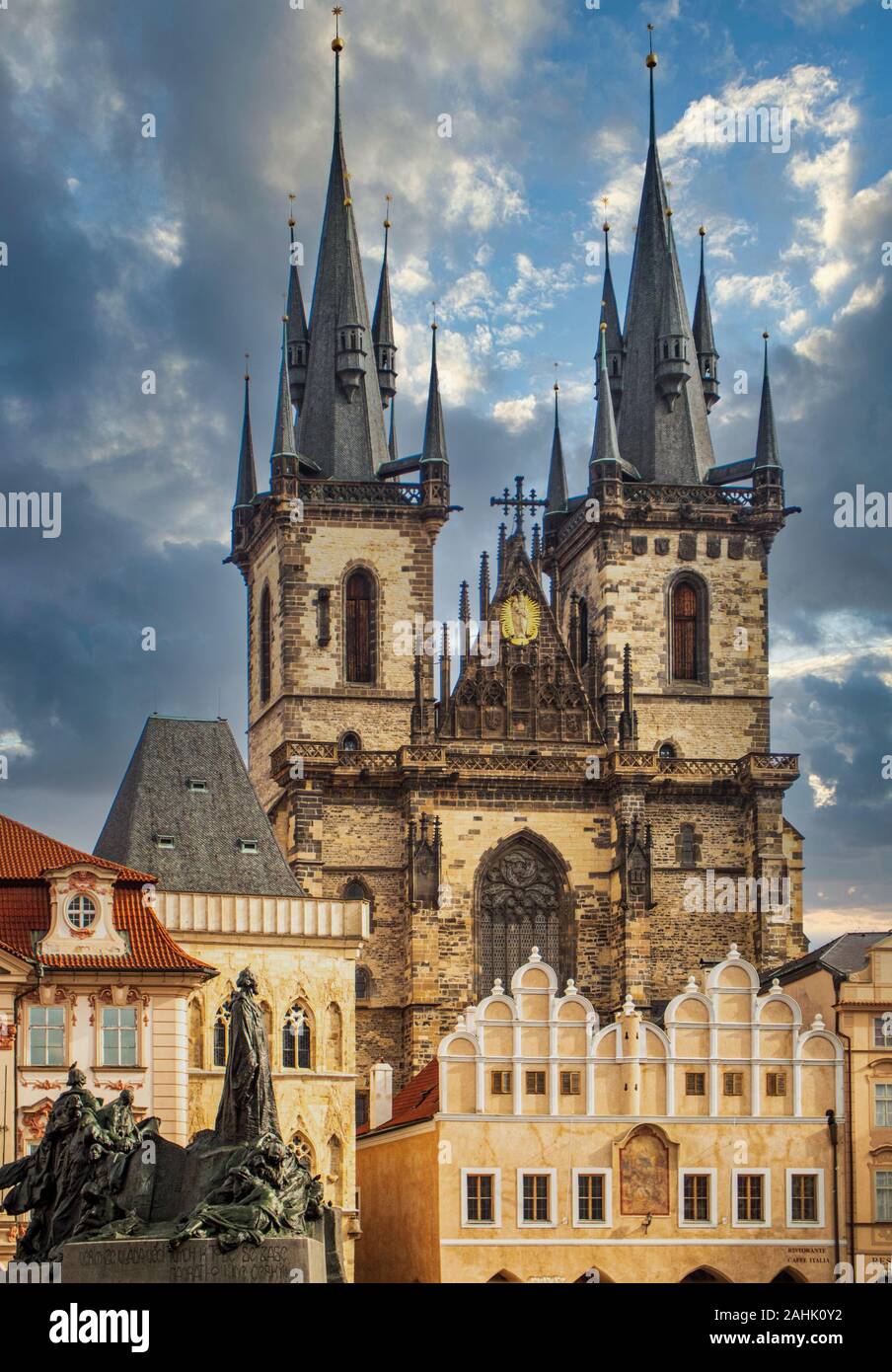 Die Kirche Unserer Lieben Frau (Tyn), Prag - Tschechische Republik Stockfoto