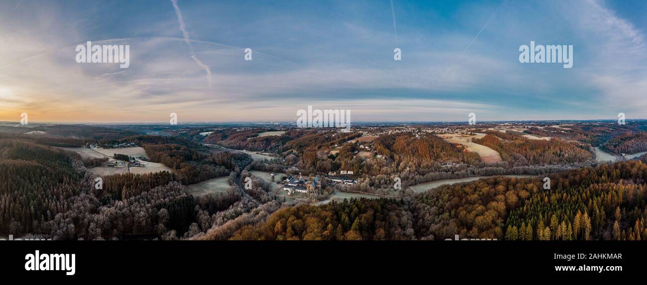 Panoramablick auf den Altenberger Dom, Deutschland. Altenberger Dom. Stockfoto