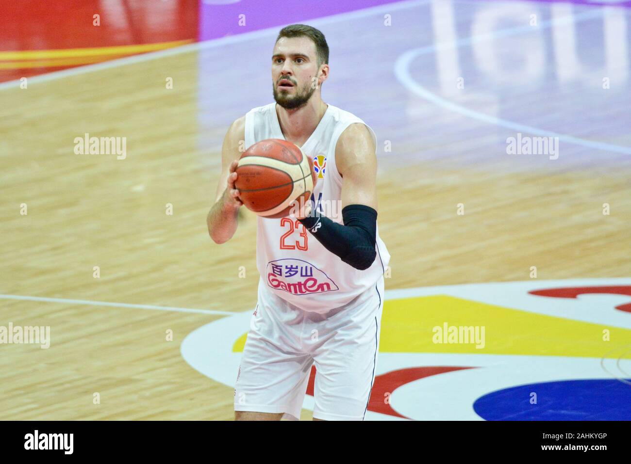 Marko Guduric (Serbien Nationalmannschaft) gegen Puerto Rico. Basketball Wm China 2019, zweite Runde Stockfoto