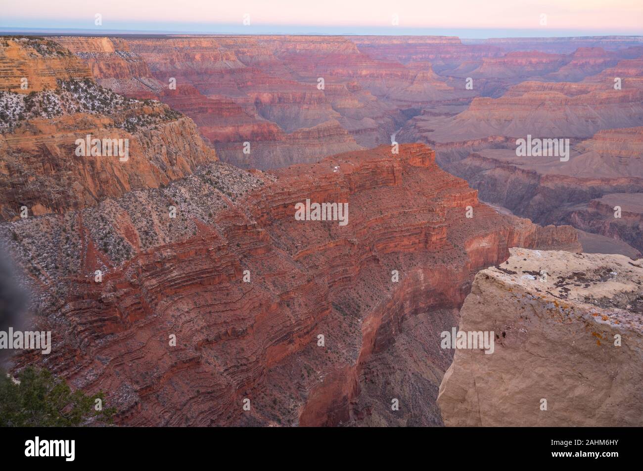 Blick auf den Grand Canyon vom South Rim gesehen Stockfoto