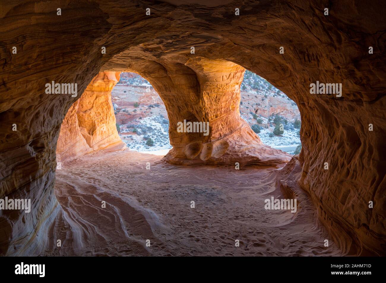 Sand Höhlen in den Sandstein der Berge in Kanab, Utah Stockfoto