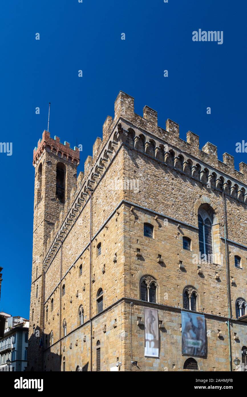 Florenz, Italien - 5. Juni 2019: Das Bargello, auch bekannt als der Palazzo del Bargello, Museo Nazionale del Bargello, Palazzo del Popolo (Palast der Stockfoto