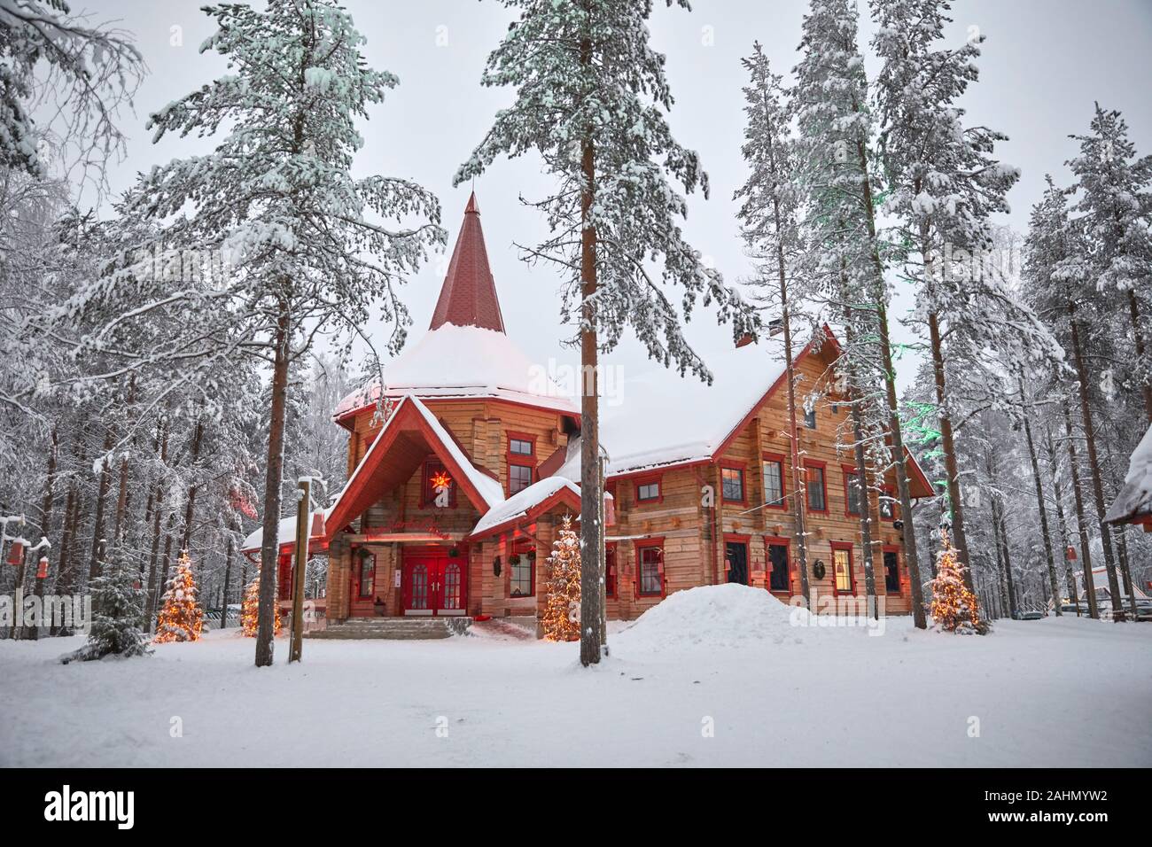 Finnische Rovaniemi eine Stadt in Finnland und der Region Lappland, Santa Claus Village Frau Claus Christmas Cottage Stockfoto