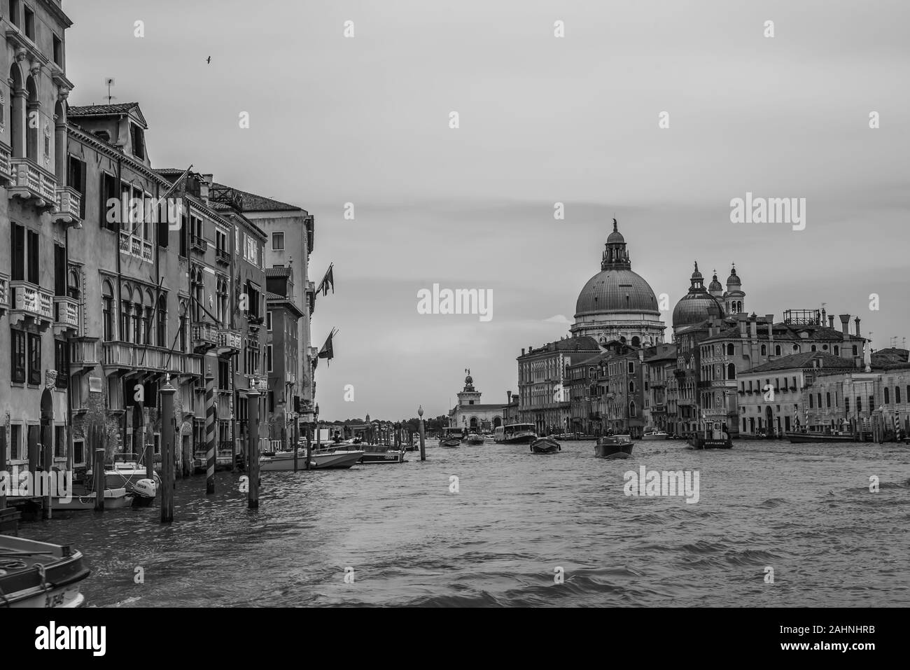 Venedig, die Stadt der Liebe ruft zu verschwinden Versinken in der