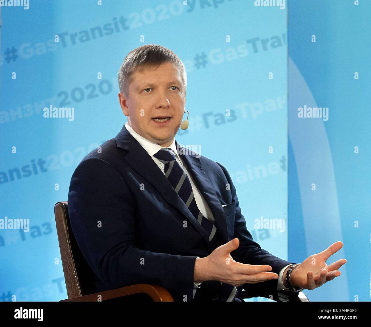 CEO von Naftogaz Ukraine, Andriy Kobolyev spricht während einer Pressekonferenz. Eine neue transit Vertrag für 2020-2024 wurde zwischen Naftogas und Gasprom abgeschlossen. Vertreter von Naftogas, Gasfernleitungsnetzbetreiber der Ukraine (GTSOU) und Gazprom haben eine Reihe von Abkommen das russische Gas Transit durch die Ukraine weiter bis 2024 inklusive, wie die naftogaz Website informiert unterzeichnet. Stockfoto