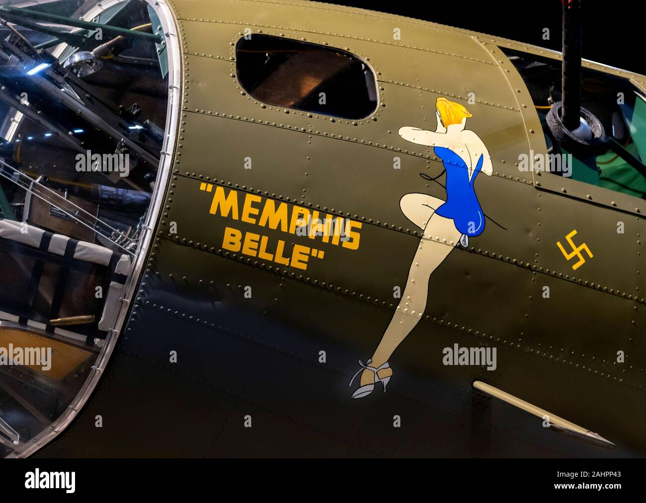 Markierungen auf der Seite der Memphis Belle, ein Zweiter Weltkrieg Boeing B-17 F Flying Fortress auf Anzeige an dem Nationalen Museum der United States Air Force, Dayton, Ohio, USA. Stockfoto