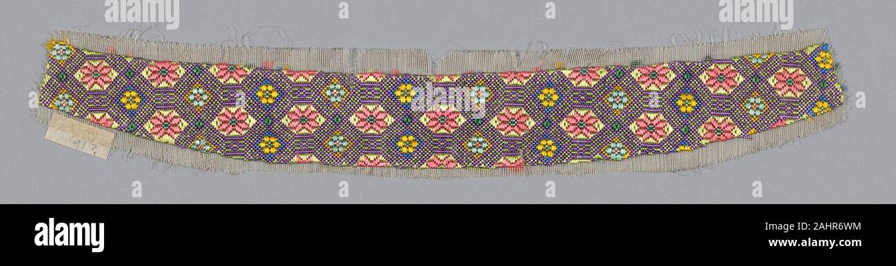 Han-Chinese. Fragment (Kleid Stoff). 1875 - 1900. China. bestickt auf Seide Stockfoto