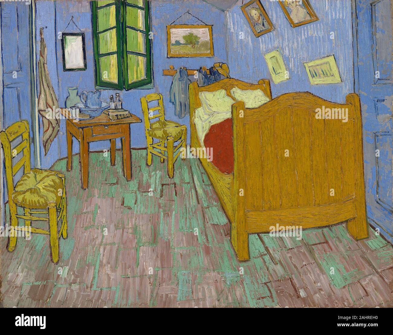 Vincent van Gogh. Das Schlafzimmer. 1889. Niederlande. Öl auf Leinwand Vincent van Gogh so hoch geschätzten sein Schlafzimmer Malerei, machte er drei verschiedene Versionen der ersten, jetzt in der Sammlung des Van Gogh Museum, Amsterdam; der zweite, der Zugehörigkeit zu der Kunst Institut von Chicago, ein Jahr später malte auf der gleichen Skala und fast identisch; und eine dritte, kleinere Leinwand in der Sammlung des Musée d'Orsay, Paris, die er als Geschenk für seine Mutter und seine Schwester gemacht. Van Gogh konzipiert Das erste Schlafzimmer im Oktober 1888, einen Monat, nachdem er sich in seine "Gelben Haus" in Arles, Frankreich bewegt. Dieses Moment m Stockfoto