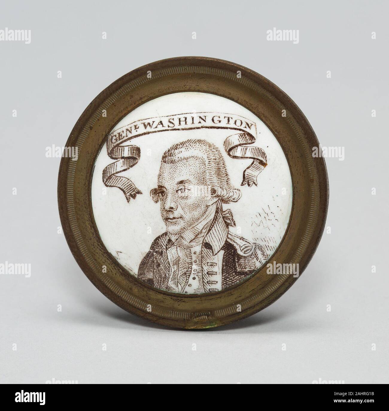 Mantel Stift (Knopf oder Gurt). 1775 - 1785. England. Kupfer, Transfer gedruckt, Emaille, Eisen und Messing Stockfoto