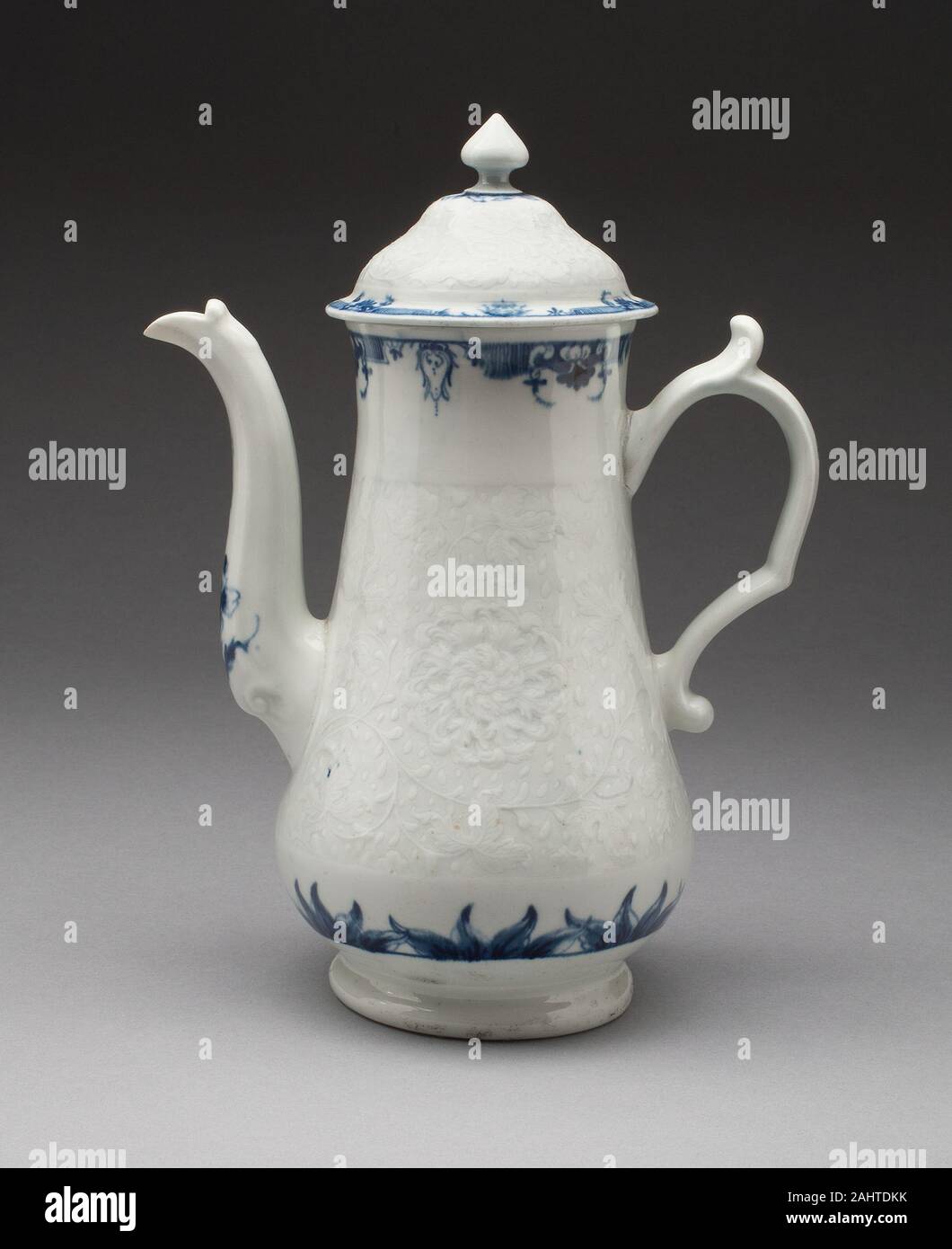 Royal Worcester Porzellan Firma (Hersteller). Die Kaffeekanne. 1750 - 1760. Worcester. Weiche Hartporzellan, unterglasur Blau Stockfoto