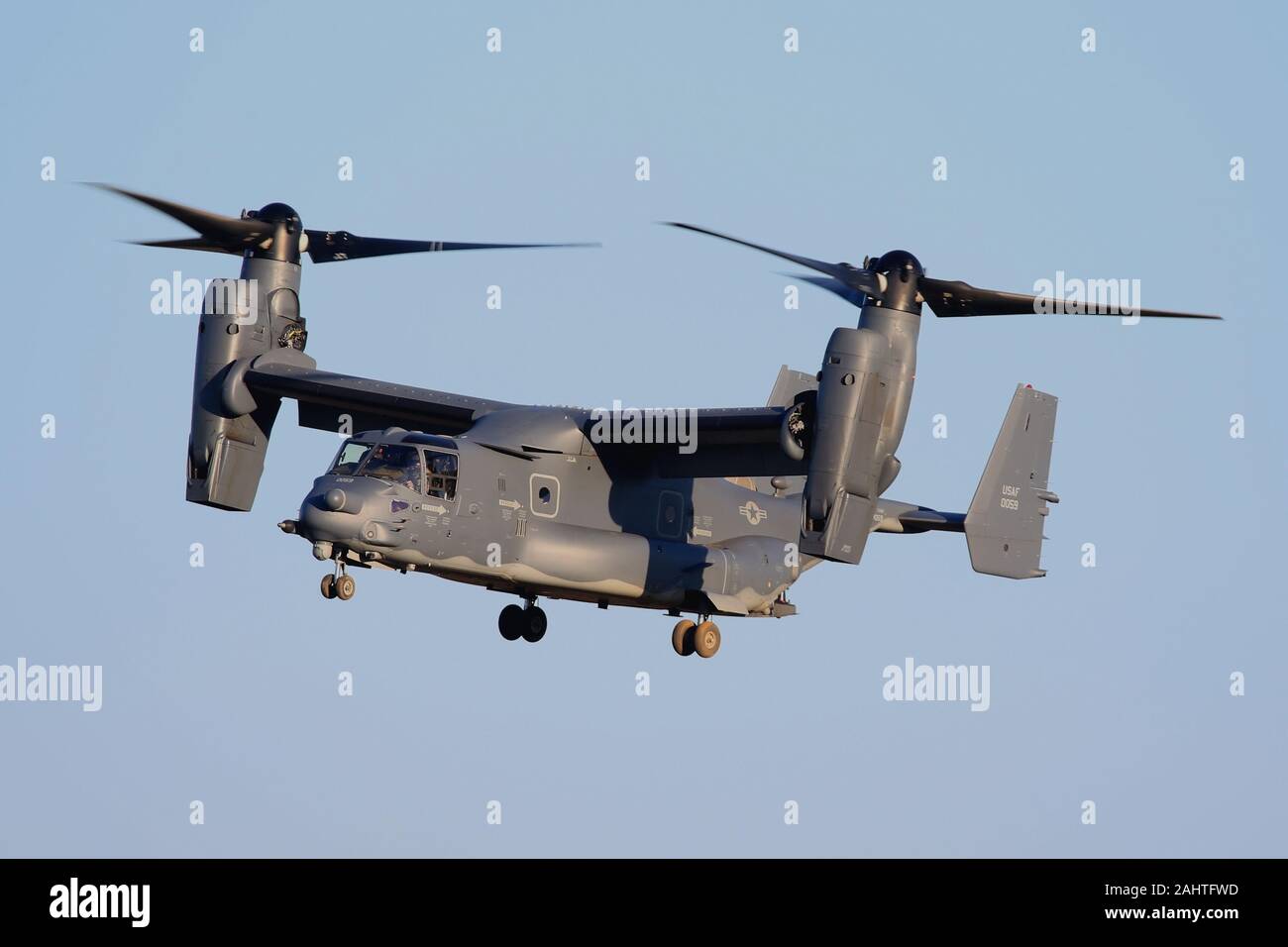 USAF Special Operations Command CV-22B Osprey Landung zurück an RAF Mildenhall. Stockfoto