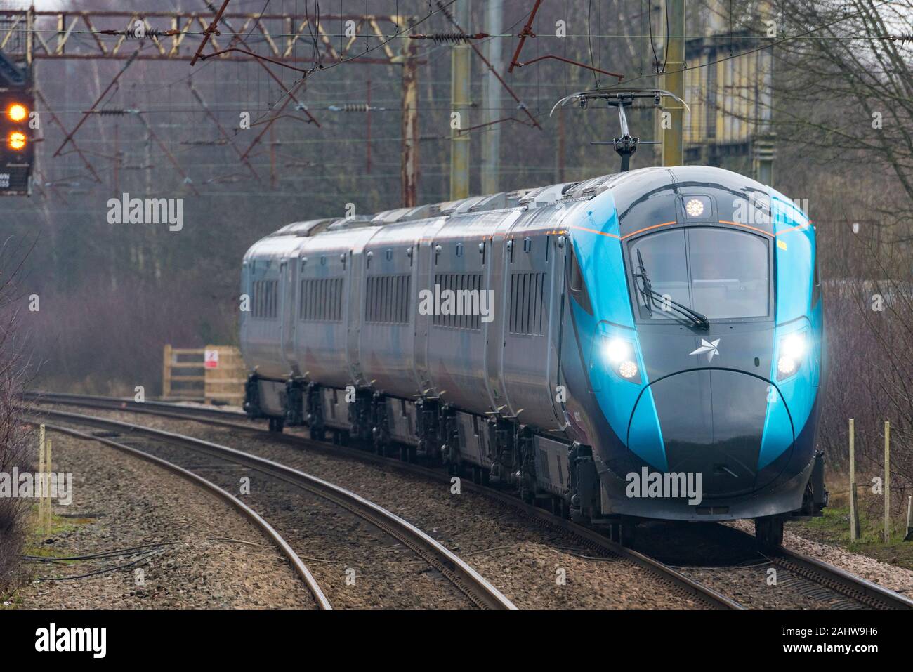 Trans Pennine Express Zug. Hitachi Klasse 800 Azuma. Stockfoto